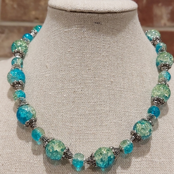 Blue and Green Crystal Necklace - Picture 4 of 10